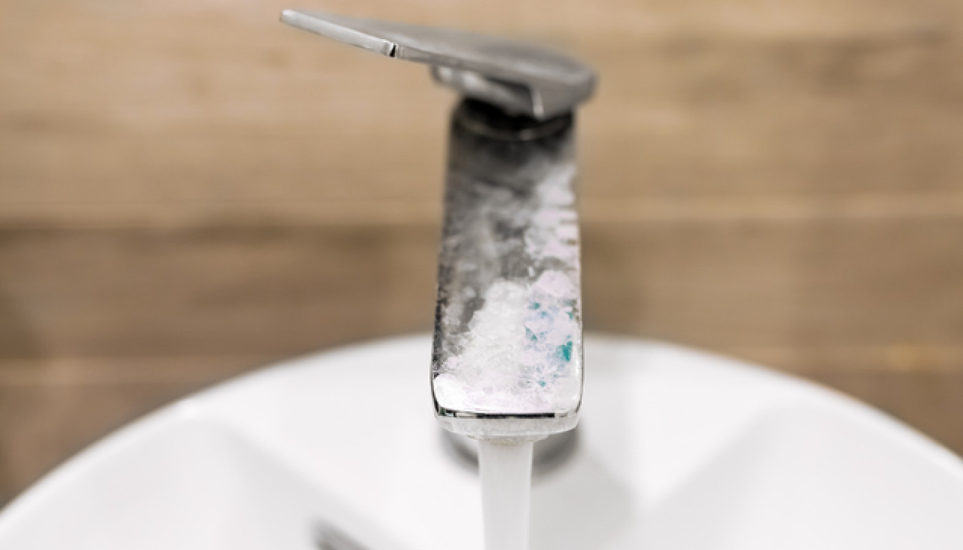 Eau calcaire : quels effets sur les canalisations et les équipements sanitaires ?